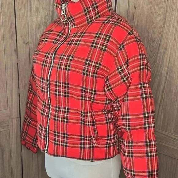 Red Plaid Puffer Women Jacket - Picture 7 of 14